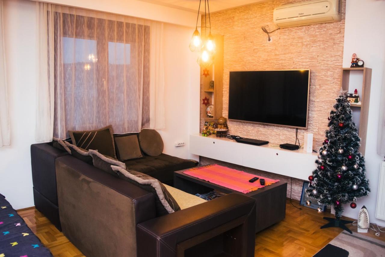 Apartment Aleksija Nis Luaran gambar