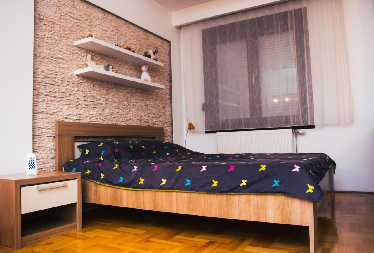 Apartment Aleksija Nis Luaran gambar