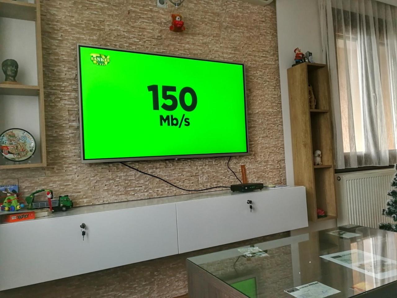 Apartment Aleksija Nis Luaran gambar